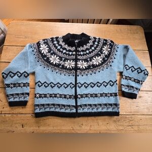 Vintage 2001 Icelandic Sweater